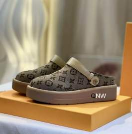 Picture of Louis Vuitton Shoes _SKULVsz35-41YF010312799